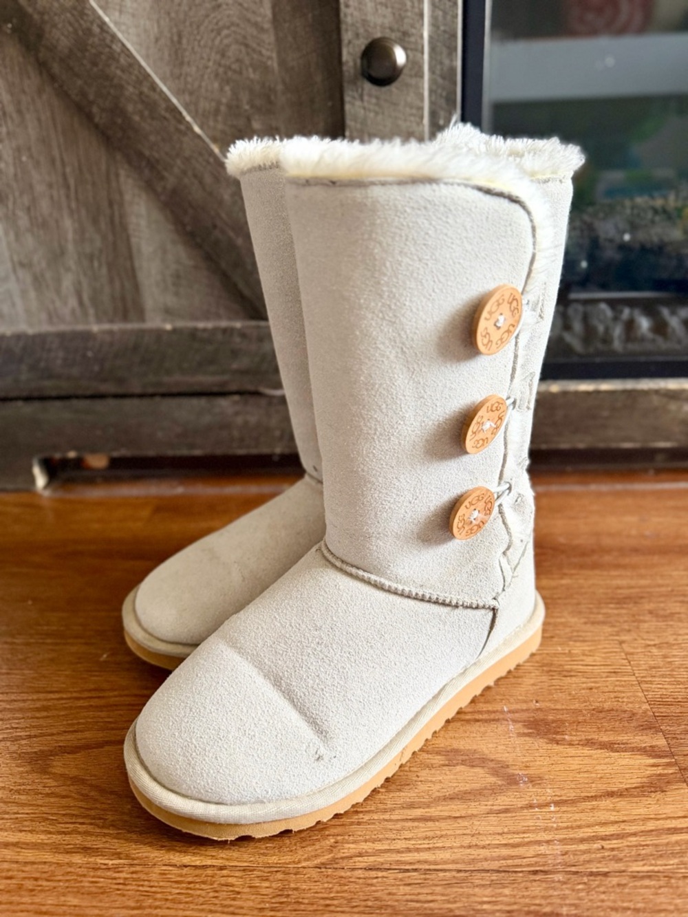 UGG Classic Tall Boots 🤍 Beige | Women’s Size 7